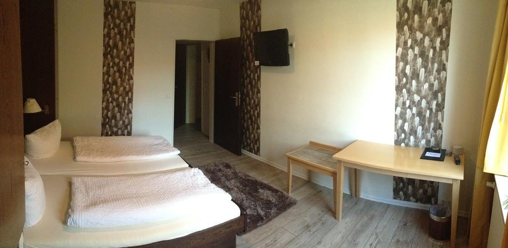 Hotel Zum Weissen Ross Винзен Экстерьер фото